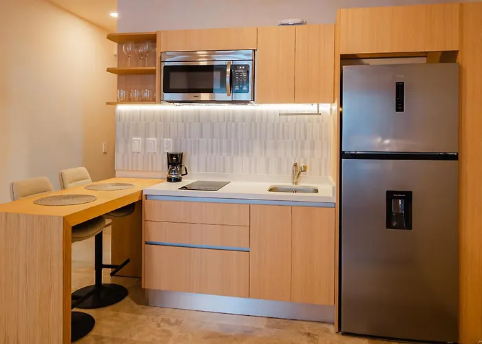 New Luxury In The Center Playa del Carmen