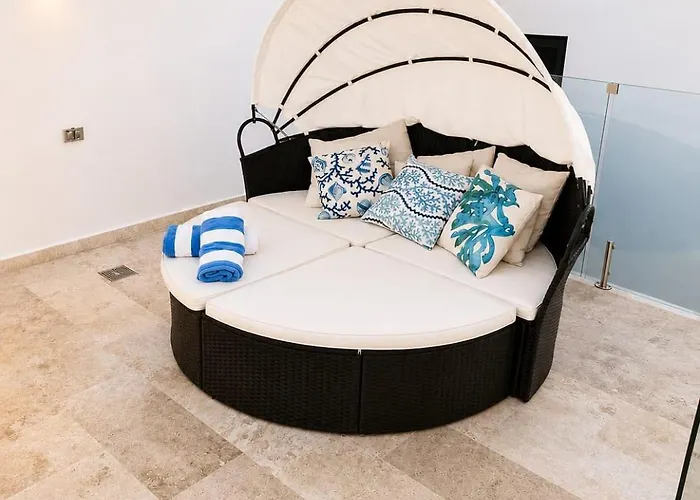 New Luxury In The Center *